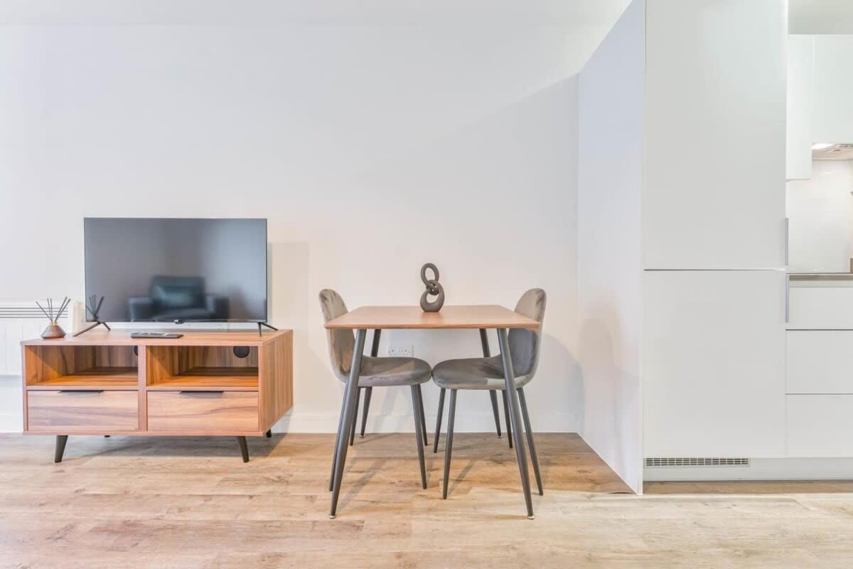 Central Birmingham 1 Bedroom Apartment المظهر الخارجي الصورة